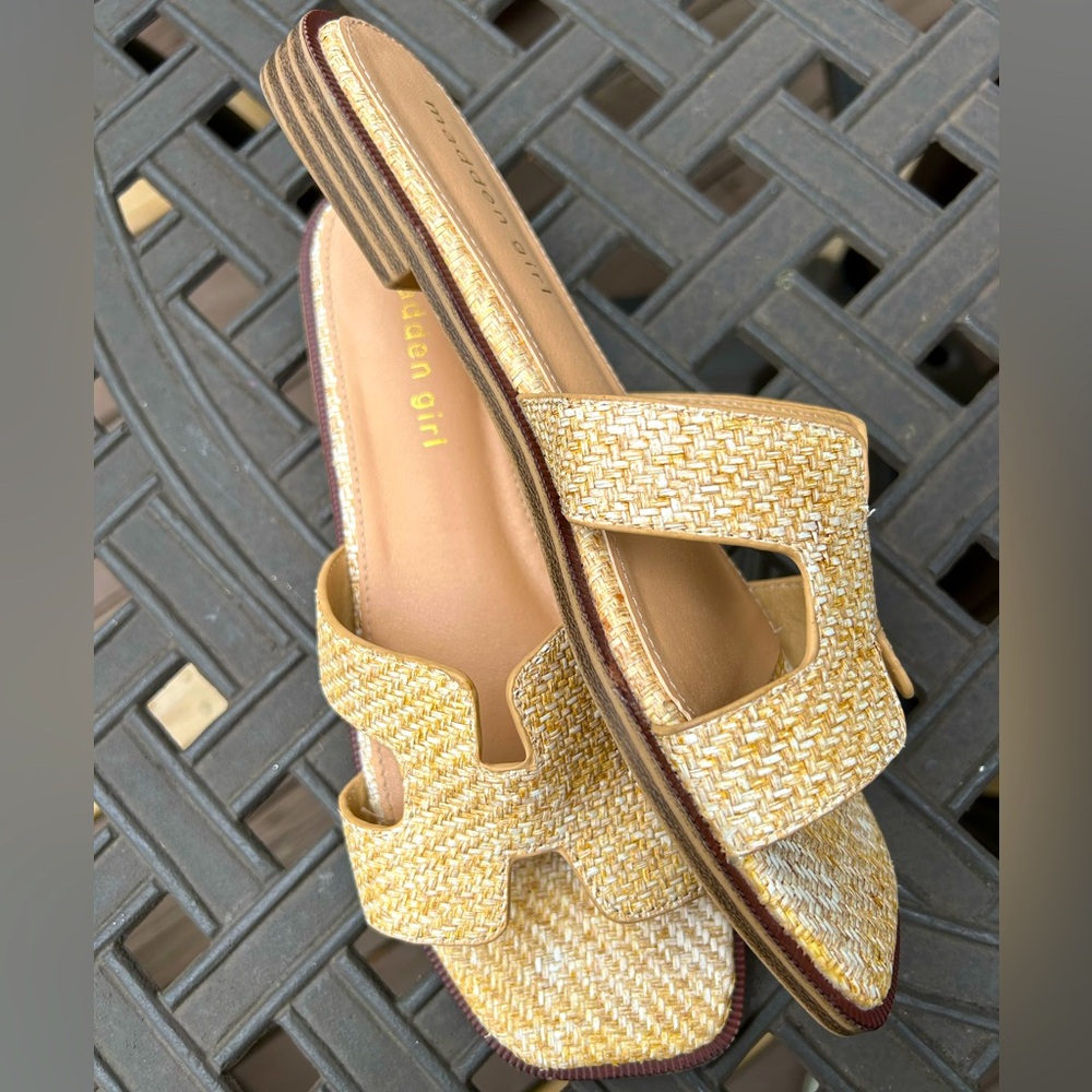 Madden Girl S7 Stylish Rafia Sandals-Look New-Run A Lil Big; Fits 7-8-On Trend! View 2